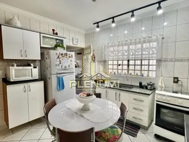 Casa com 150m² 2 quartos e 3 banheiros, à venda, no bairro Jardim São Paulo em Rio Claro