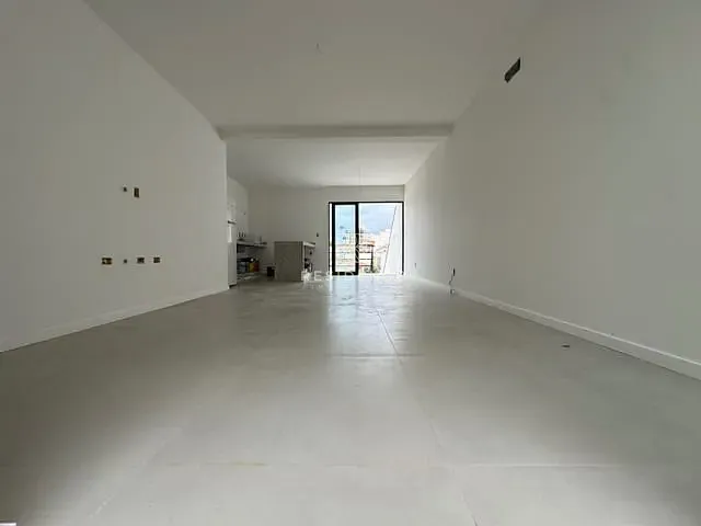 Casa 3 quartos e 4 banheiros, à venda, no bairro Village Santa Helena em Volta Redonda
