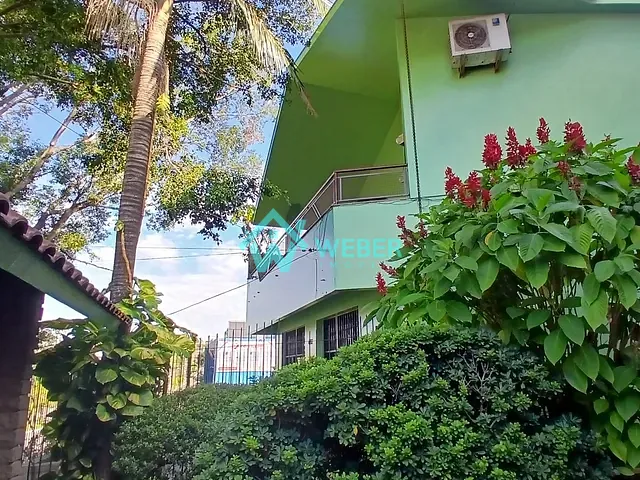 Casa com 900m² 4 quartos e 2 banheiros, para alugar, no bairro Ideal em Novo Hamburgo