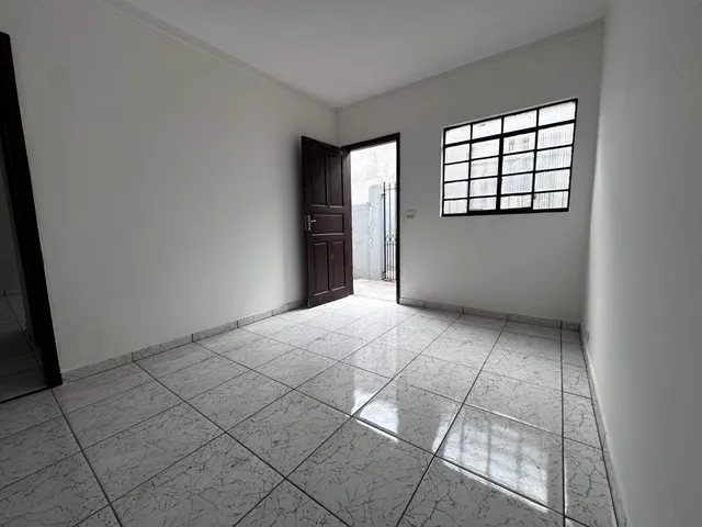 Casa com 280m² 3 quartos e 3 banheiros, à venda, no bairro Vila Flórida em Guarulhos