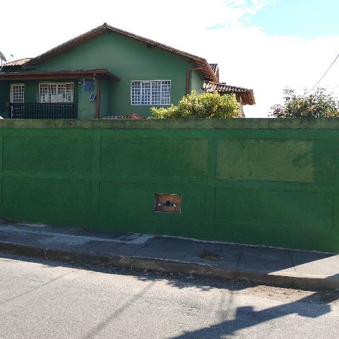 Casa 3 quartos e 2 banheiros, à venda, no bairro Novo Rio das Ostras em Rio das Ostras
