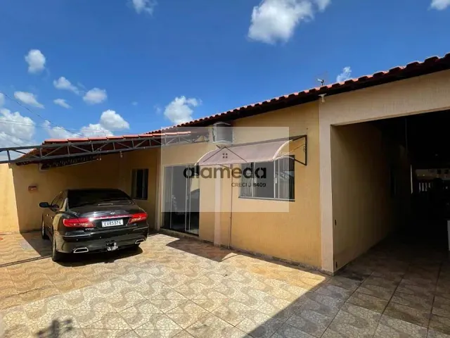 Casa 3 quartos e 1 banheiro, à venda, no bairro PEDRO SCANDOLO em Jacarezinho