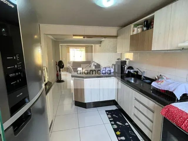 Casa 3 quartos e 1 banheiro, à venda, no bairro PEDRO SCANDOLO em Jacarezinho