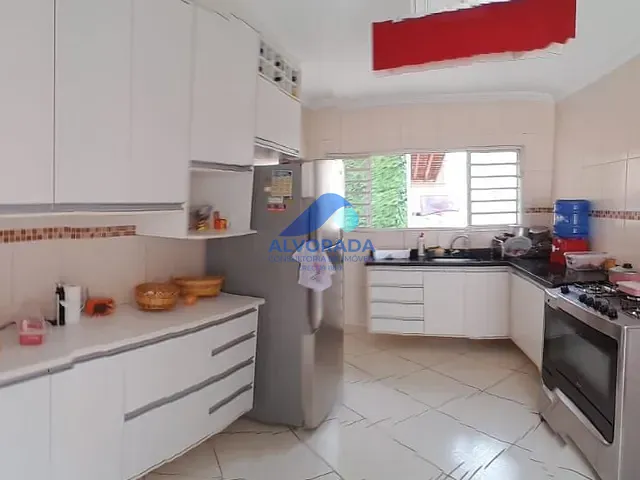 Casa com 154m² 3 quartos e 1 banheiro, à venda, no bairro Residencial Santa Paula em Jacareí
