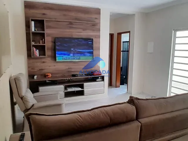 Casa com 154m² 3 quartos e 1 banheiro, à venda, no bairro Residencial Santa Paula em Jacareí