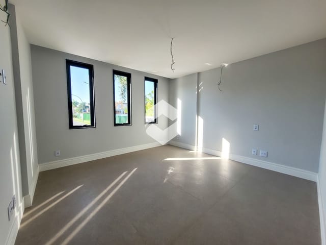 Casa com 638m² 5 quartos e 9 banheiros, à venda, no bairro Barra da Tijuca em Rio de Janeiro