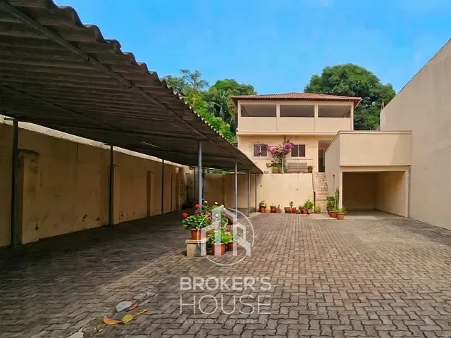 Casa com 540m² 3 quartos e 3 banheiros, à venda, no bairro Santa Martha em Vitória