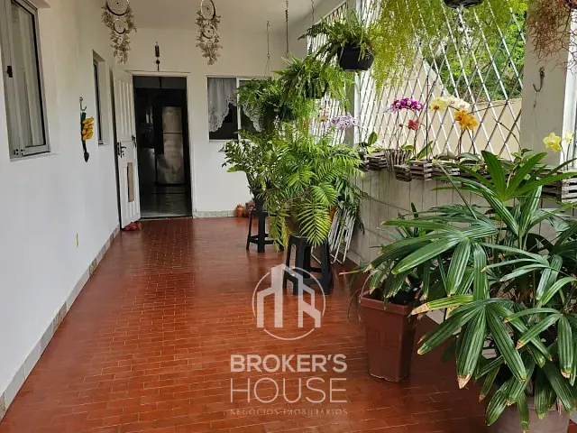 Casa com 540m² 3 quartos e 3 banheiros, à venda, no bairro Santa Martha em Vitória