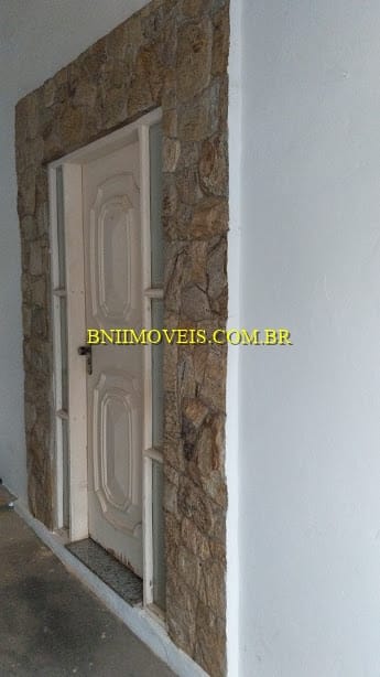 Casa à venda com 2 quartos, 120m² - Foto 3