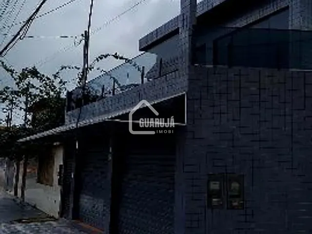Casa com 128m² 3 quartos e 2 banheiros, à venda, no bairro Morrinhos em Guarujá