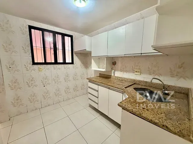 Casa 3 quartos e 1 banheiro, à venda ou para alugar, no bairro Jardim Caiçara em Cabo Frio