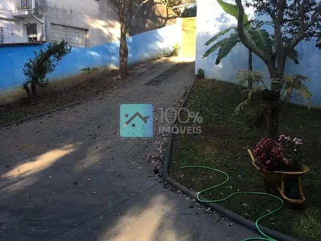 Casa com 750m² 3 quartos e 5 banheiros, à venda, no bairro Jardim das Industrias em São José dos Campos