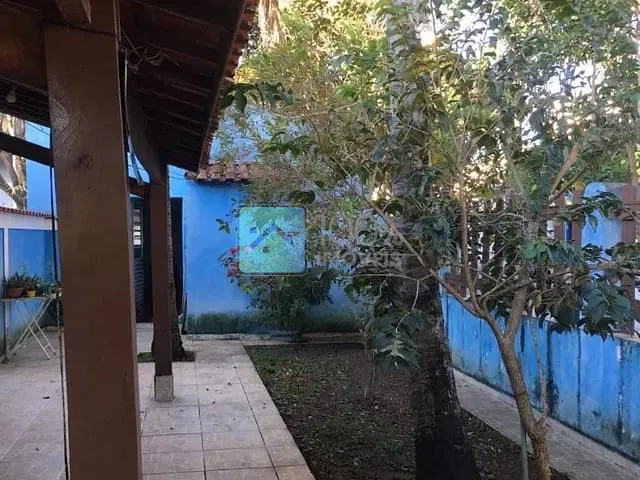 Casa com 750m² 3 quartos e 5 banheiros, à venda, no bairro Jardim das Industrias em São José dos Campos
