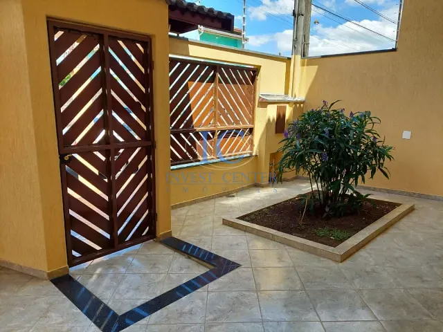 Casa com 253m² 3 quartos e 2 banheiros, à venda, no bairro Jardim Kioto II em Indaiatuba
