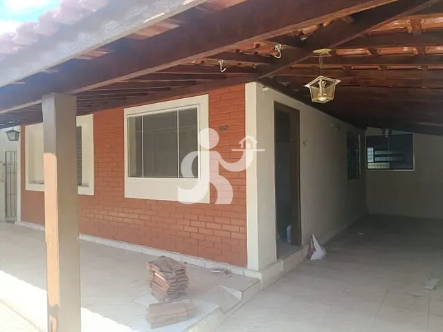 Casa com 200m² 3 quartos e 2 banheiros, à venda, no bairro Centro em São Pedro