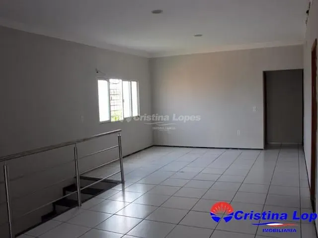 Casa com 300m² 5 quartos e 5 banheiros, à venda, no bairro Aeroporto em Teresina
