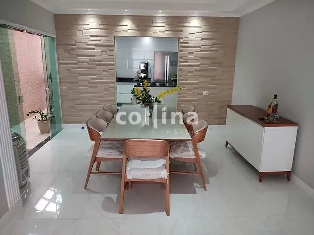 Casa com 138m² 3 quartos e 3 banheiros, à venda, no bairro Jardim Planalto em Carapicuíba