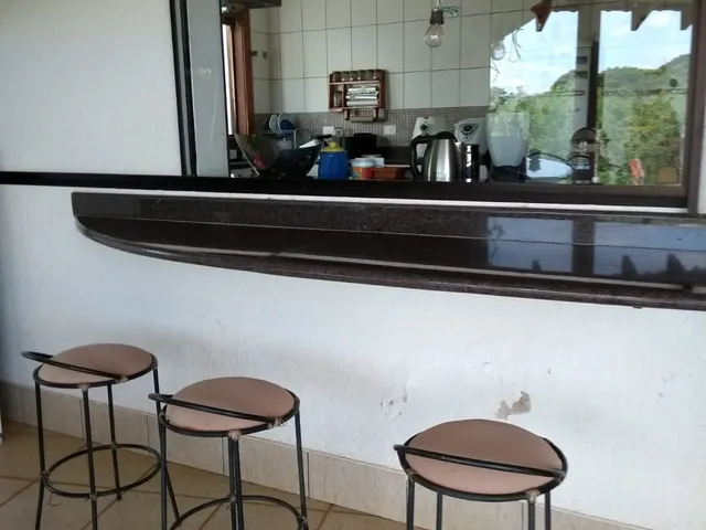 Casa com 6500m² 4 quartos e 10 banheiros, à venda, no bairro Park Way em Brasília