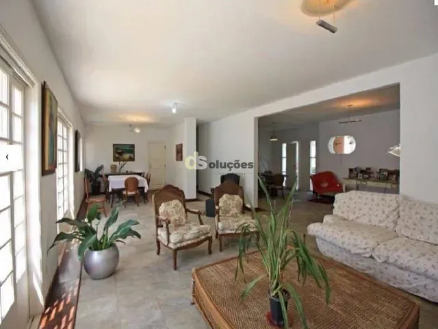 Casa 5 quartos e 3 banheiros, à venda ou para alugar, no bairro Alto de Pinheiros em São Paulo