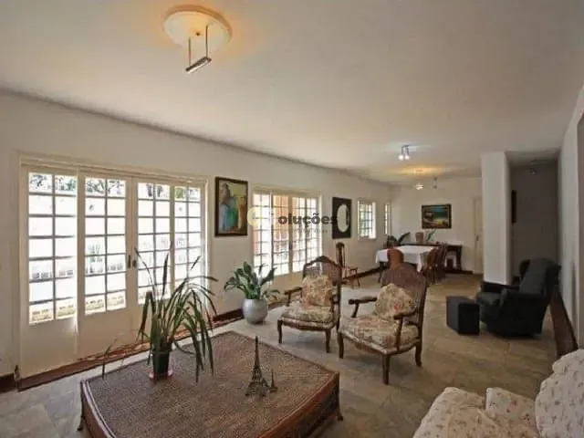 Casa 5 quartos e 3 banheiros, à venda ou para alugar, no bairro Alto de Pinheiros em São Paulo