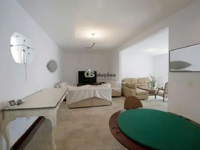 Casa 5 quartos e 3 banheiros, à venda ou para alugar, no bairro Alto de Pinheiros em São Paulo