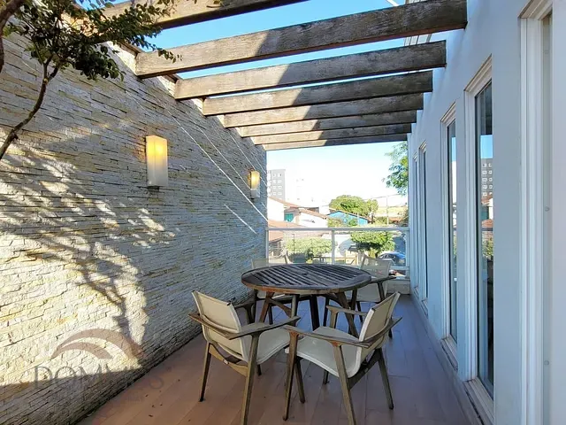 Casa com 324m² 4 quartos e 5 banheiros, à venda, no bairro Imbaúbas em Ipatinga