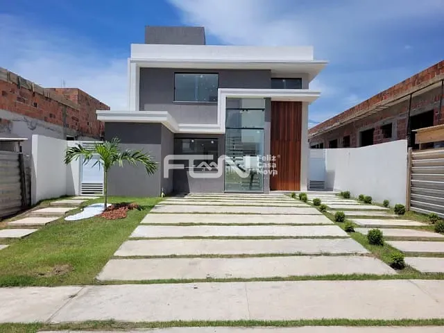 Casa com 275m² 4 quartos e 5 banheiros, à venda, no bairro parque das mangabas em Camaçari