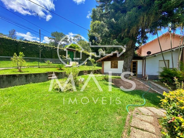 Foto do Casa - Casa com 3 dormitórios à venda por R$ 1.000.000,00 - Itaipava - Petrópolis/RJ | Istelet Imóveis