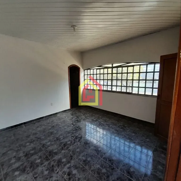 Casa à venda com 4 quartos, 2 suítes, 1 vaga e 250m² no Novo Horizonte, Marabá (PA) — foto 8 de 15