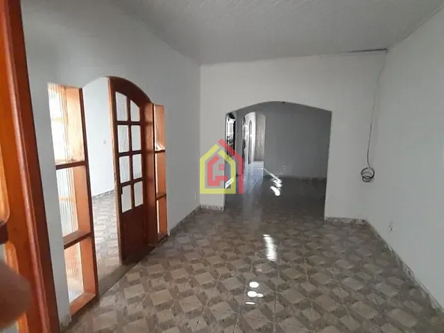 Casa com 312m² 4 quartos e 3 banheiros, à venda, no bairro Novo Horizonte em Marabá