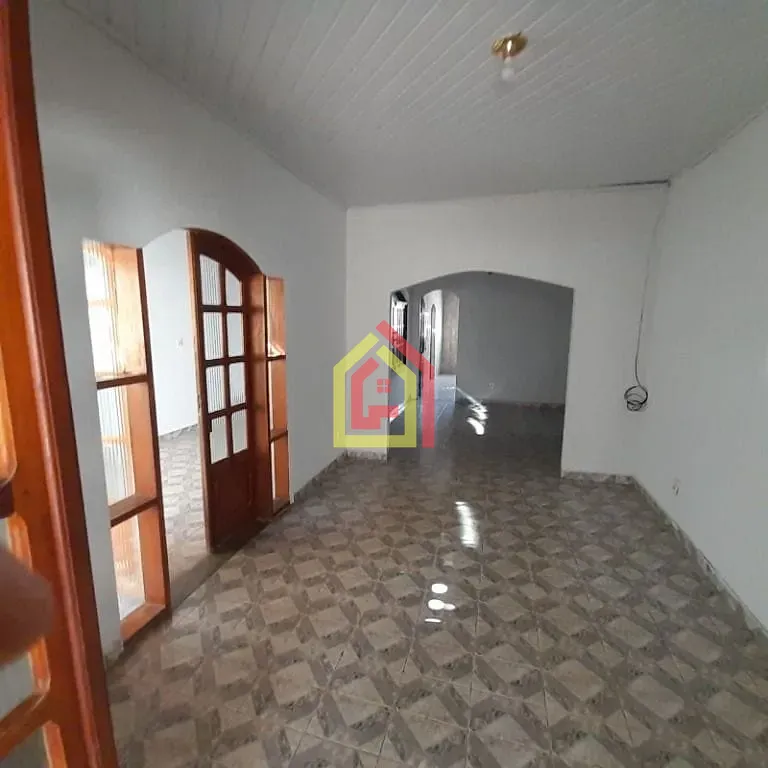 Casa à venda com 4 quartos, 2 suítes, 1 vaga e 250m² no Novo Horizonte, Marabá (PA) — foto 4 de 15