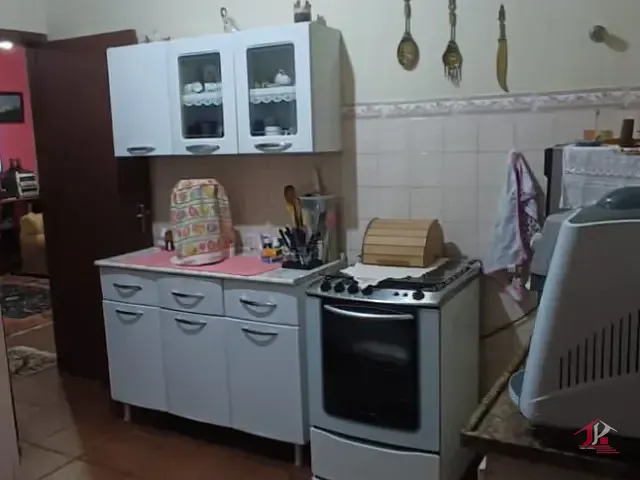 Casa com 254m² 3 quartos e 1 banheiro, à venda, no bairro Jardim Ivoty em Itanhaém