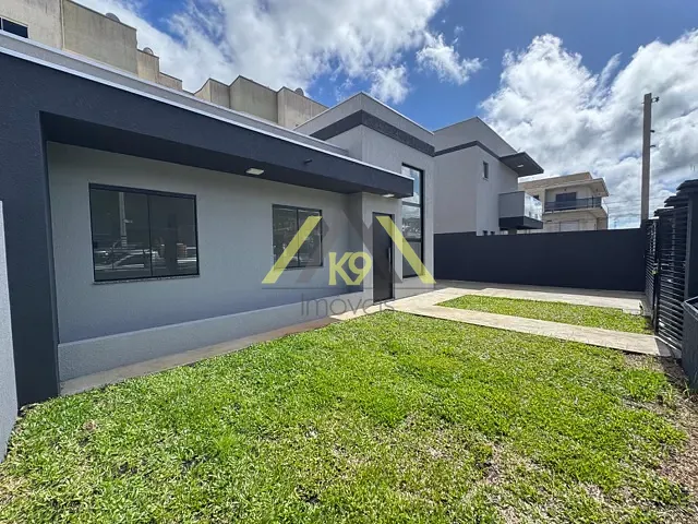Casa com 168m² 3 quartos e 2 banheiros, à venda, no bairro Paloma em Colombo