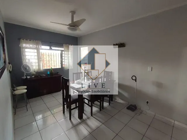 Casa com 262m² 3 quartos e 3 banheiros, à venda, no bairro Jardim New York em Campinas
