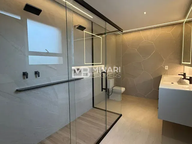 Casa 4 quartos e 6 banheiros, à venda, no bairro Alphaville em Santana de Parnaíba