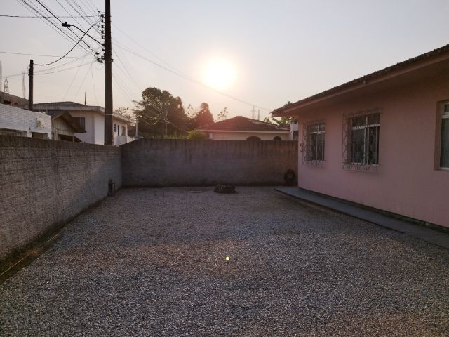 Casa 3 quartos e 1 banheiro, à venda, no bairro Centro em Palhoça
