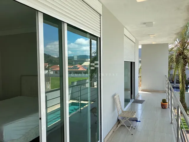 Casa 2 quartos e 3 banheiros, à venda, no bairro Santa Rita em Brusque