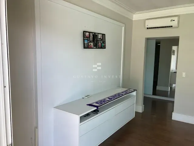 Casa 2 quartos e 3 banheiros, à venda, no bairro Santa Rita em Brusque