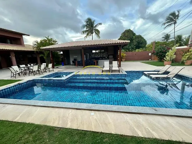 Casa com 964m² 5 quartos e 6 banheiros, à venda, no bairro Itacimirim (Monte Gordo) em Camaçari