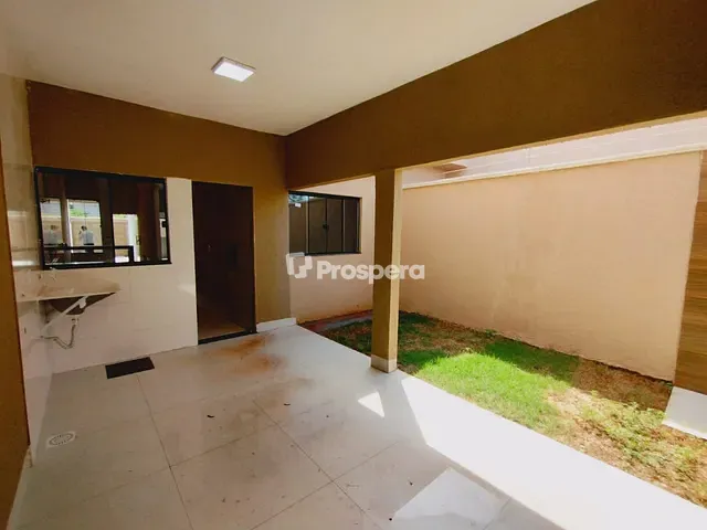 Casa 2 quartos e 2 banheiros, à venda, no bairro Residencial Santa Fé I em Goiânia