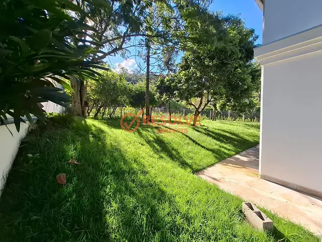 Casa com 1000m² 3 quartos e 6 banheiros, à venda, no bairro Paião em Guararema