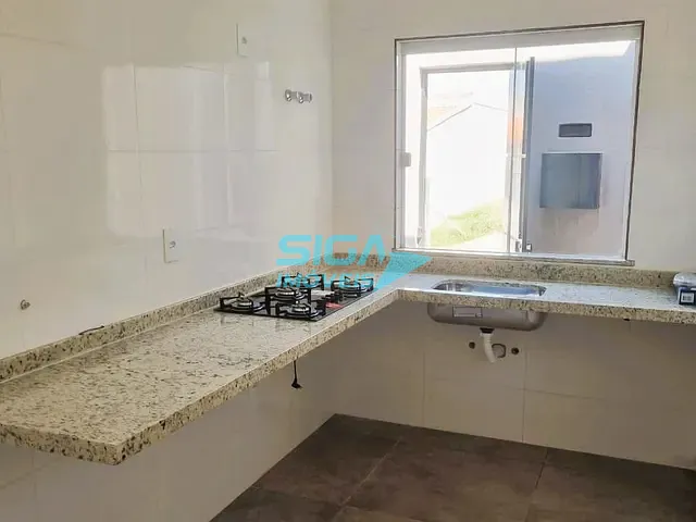 Casa 3 quartos e 1 banheiro, à venda, no bairro Parque Real em Pouso Alegre