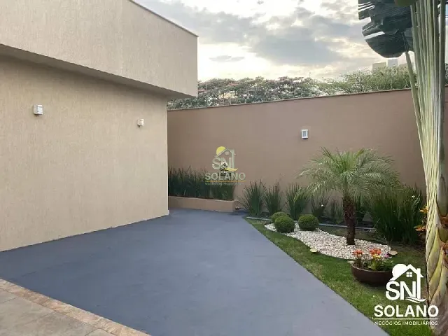 Casa com 360m² 2 quartos e 5 banheiros, à venda, no bairro Parque Oeste Industrial em Goiânia