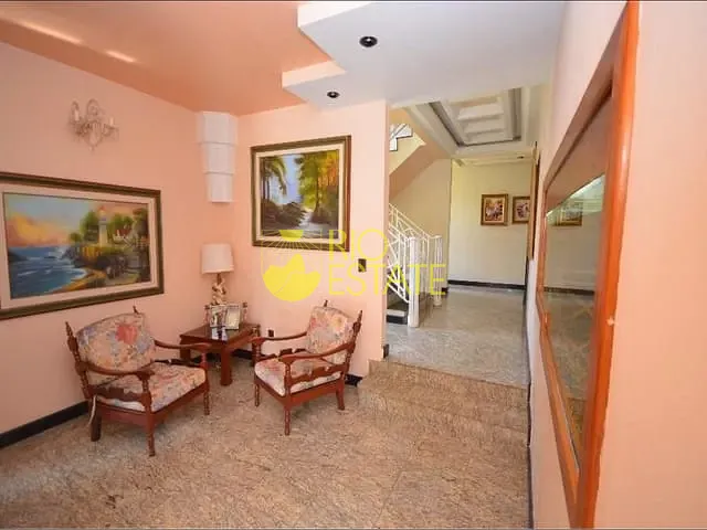 Casa com 1083m² 5 quartos e 5 banheiros, à venda, no bairro Laranjal em Volta Redonda