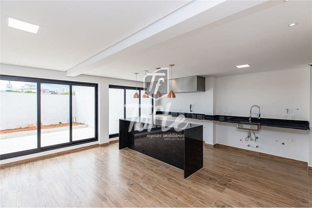 Casa à venda com 3 quartos, 324m² - Foto 7