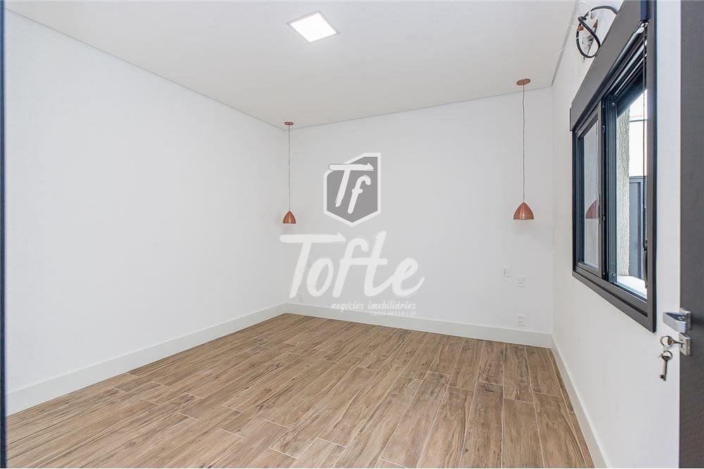 Casa à venda com 3 quartos, 324m² - Foto 11
