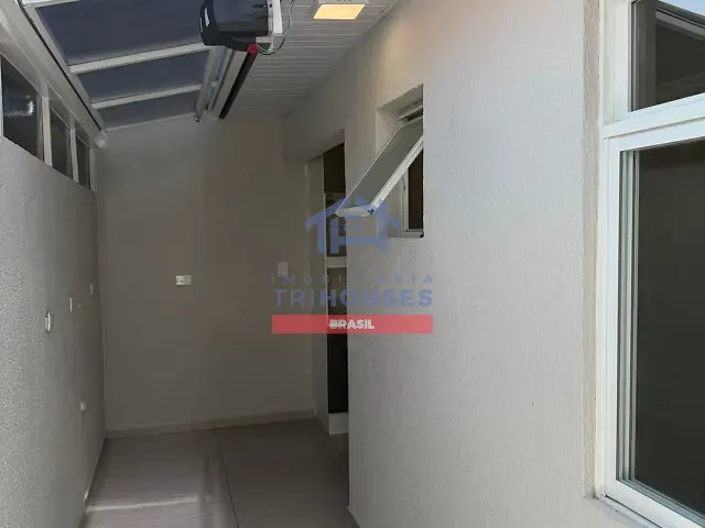 Casa 2 quartos e 1 banheiro, à venda, no bairro Estados em Fazenda Rio Grande