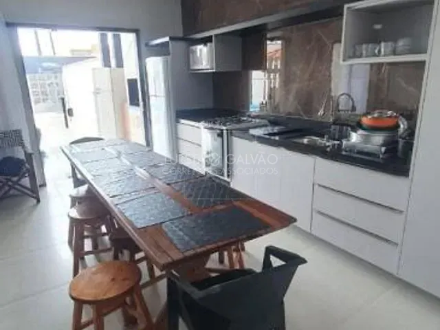 Casa com 110m² 3 quartos e 3 banheiros, à venda, no bairro Eliana em Guaratuba