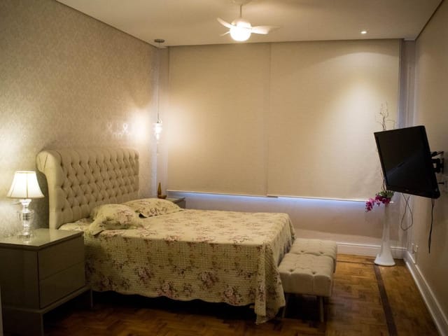Casa com 250m² 5 quartos e 6 banheiros, à venda, no bairro Cambuci em São Paulo