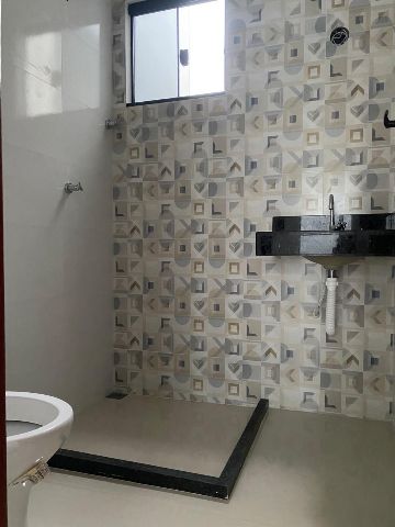 Casa 3 quartos e 2 banheiros, à venda, no bairro Chácara Mariléa em Rio das Ostras